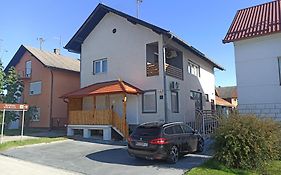 Venite Apartments